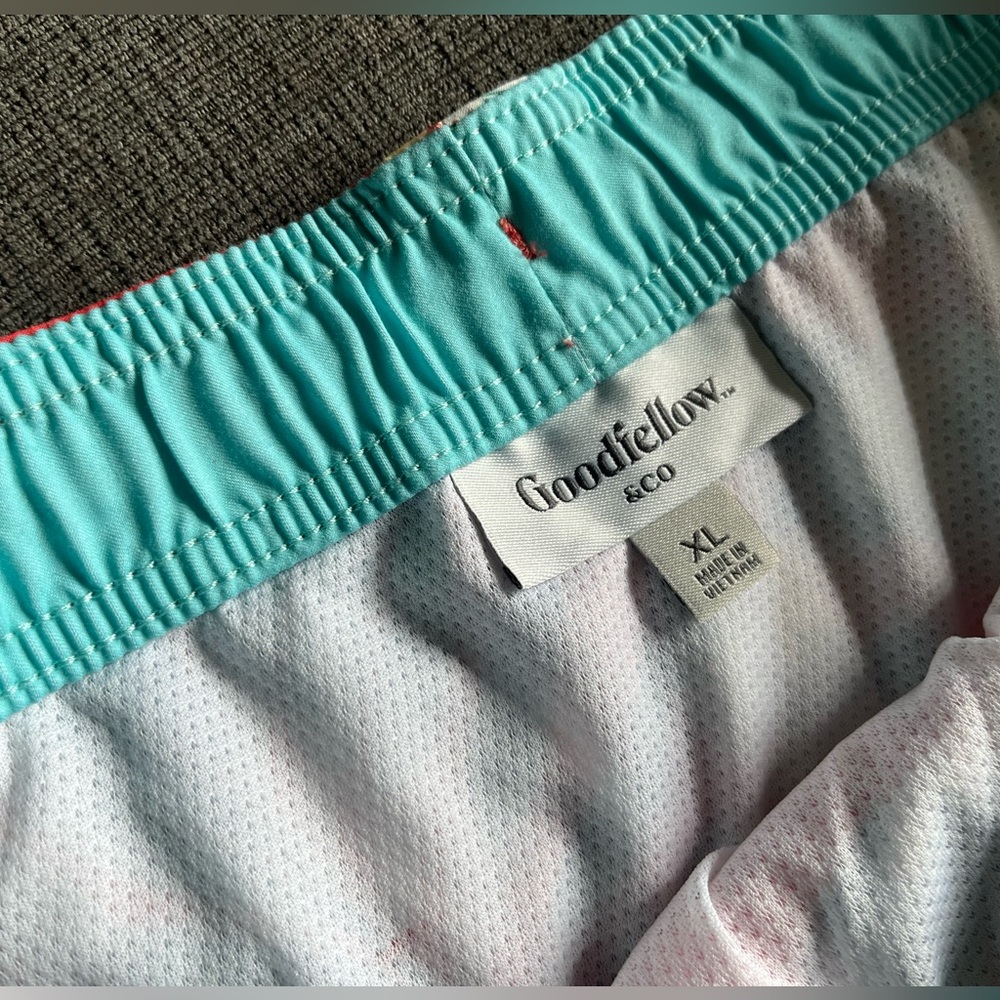 NWT Goodfellow Men’s Swim Trunks - Picture 6 of 11